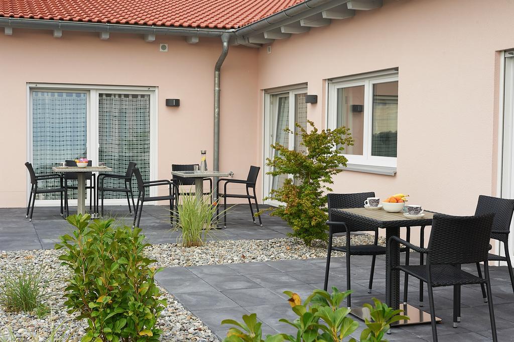 L-Appartements Burgau Exterior photo